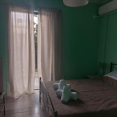 Luchia Apartment พาทรา ภายนอก รูปภาพ