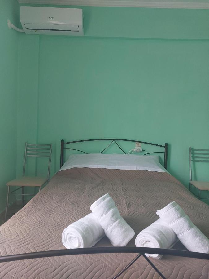 Luchia Apartment พาทรา ภายนอก รูปภาพ